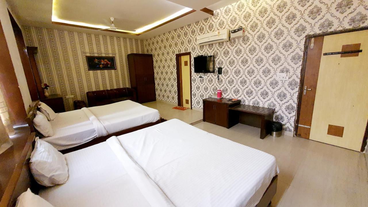 Hotel Amritsar Inn Exteriör bild