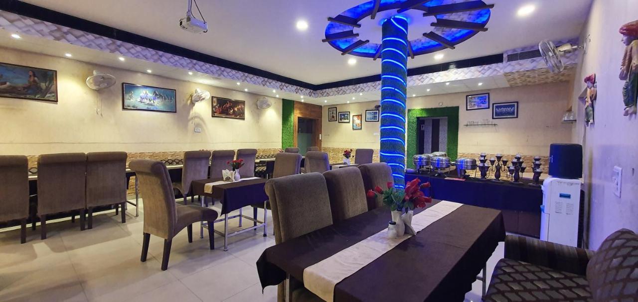 Hotel Amritsar Inn Exteriör bild
